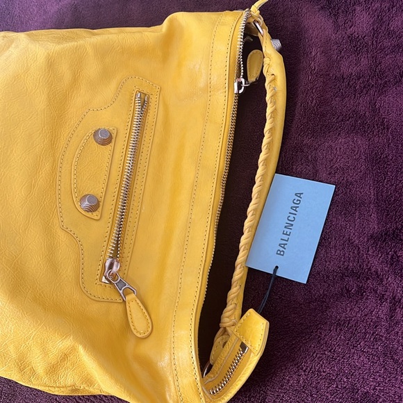 Authentic Preloved Balenciaga - Picture 4 of 12